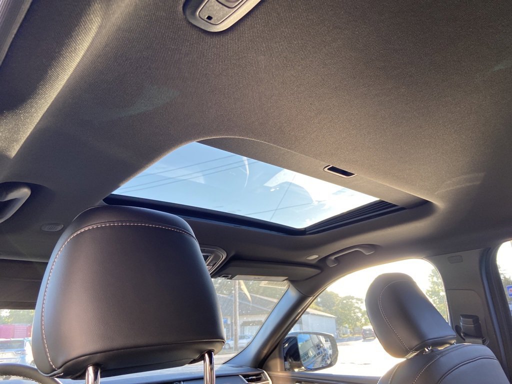 New 2025 Jeep Grand Cherokee L Altitude image 18