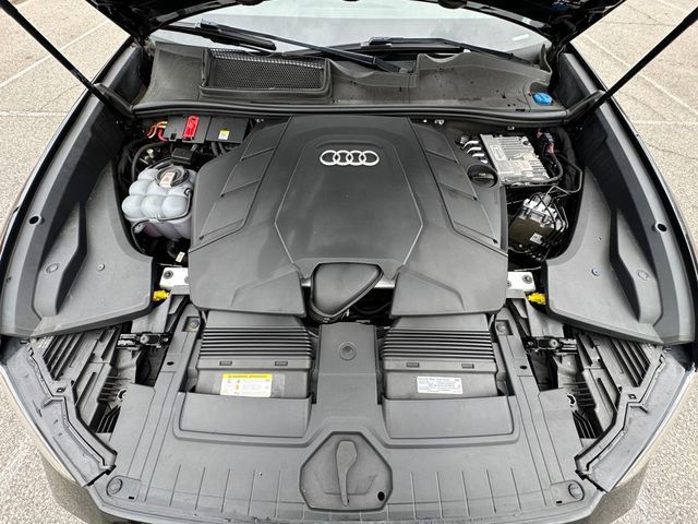 Used 2021 Audi Q8 Premium Plus w/ Premium Plus Package image 31