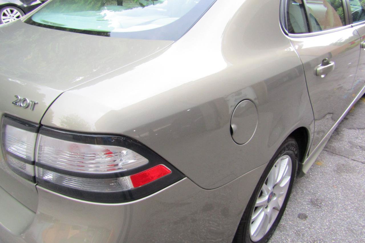 Used 2008 Saab 9-3 2.0T w/ Cold Weather Package FWD image 17