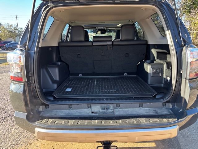 Used 2024 Toyota 4Runner TRD Off-Road Premium image 12