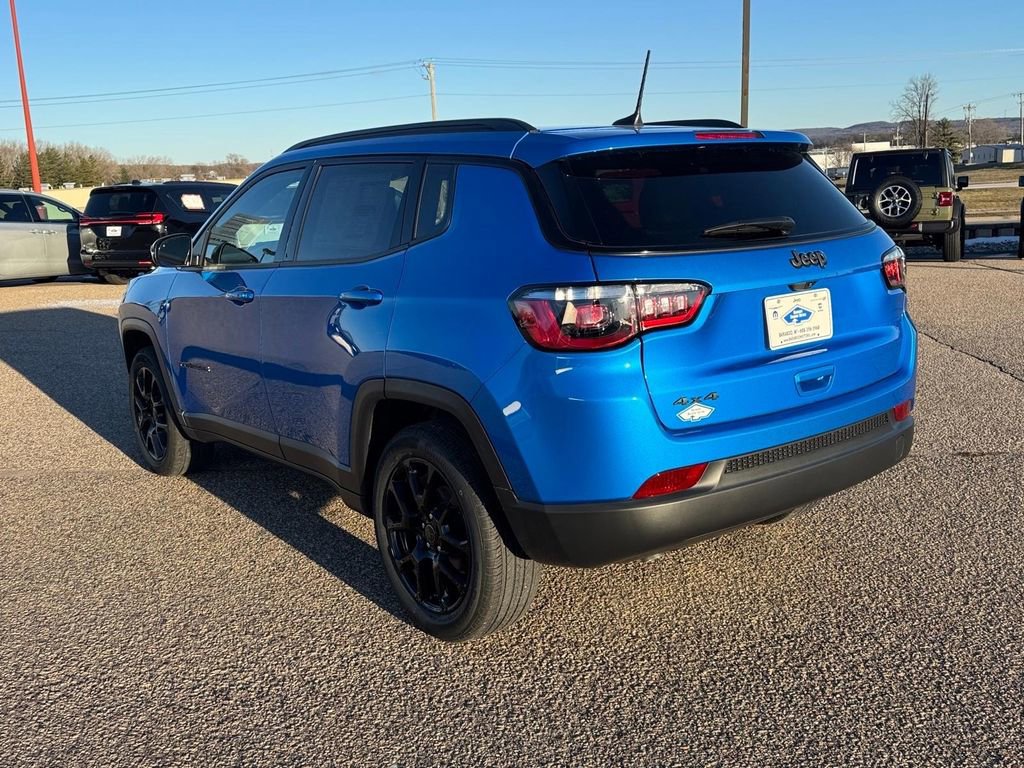 New 2026 Jeep Compass Latitude w/ Sun and Sound Group AWD/4WD image 4