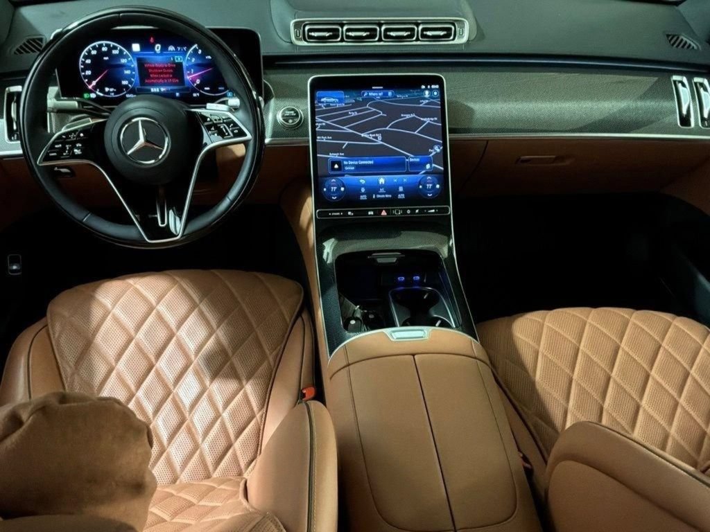 Used 2025 Mercedes-Benz S 580 4MATIC Sedan image 9