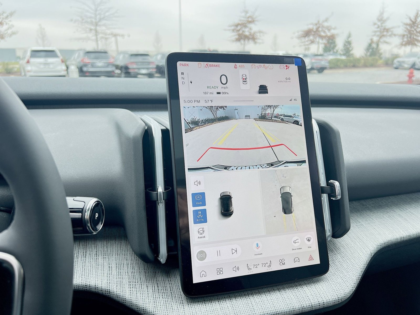 New 2026 Volvo EX30 Cross Country Ultra image 19