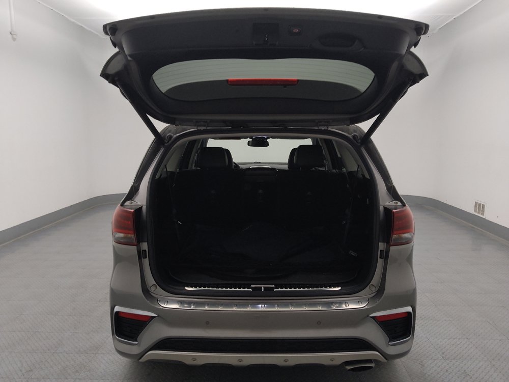 Used 2019 Kia Sorento SX FWD image 29