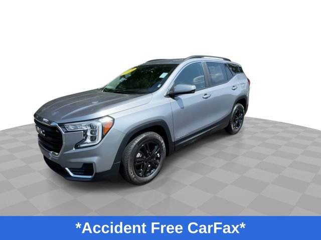 Used 2024 GMC Terrain SLE w/ Driver Convenience Package FWD image 5