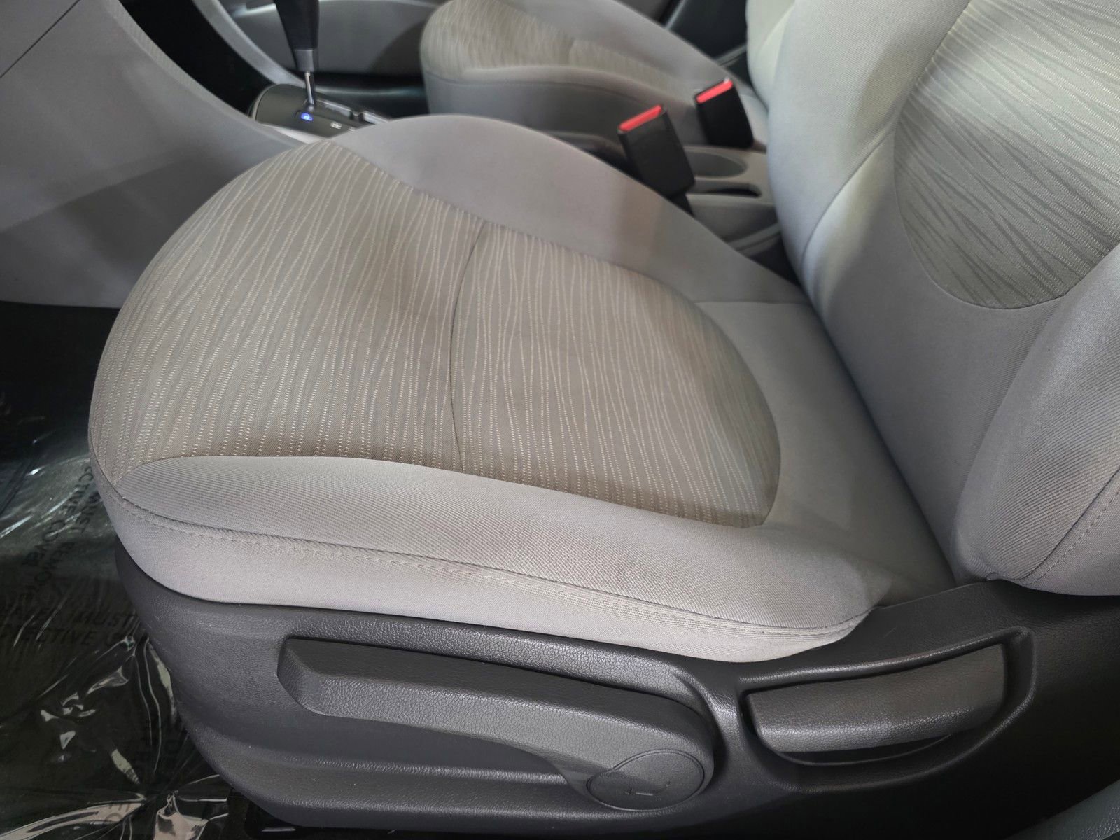 Used 2017 Hyundai Accent SE image 23