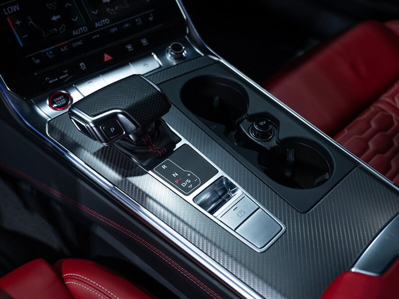 Used 2022 Audi RS 6 AWD/4WD image 54