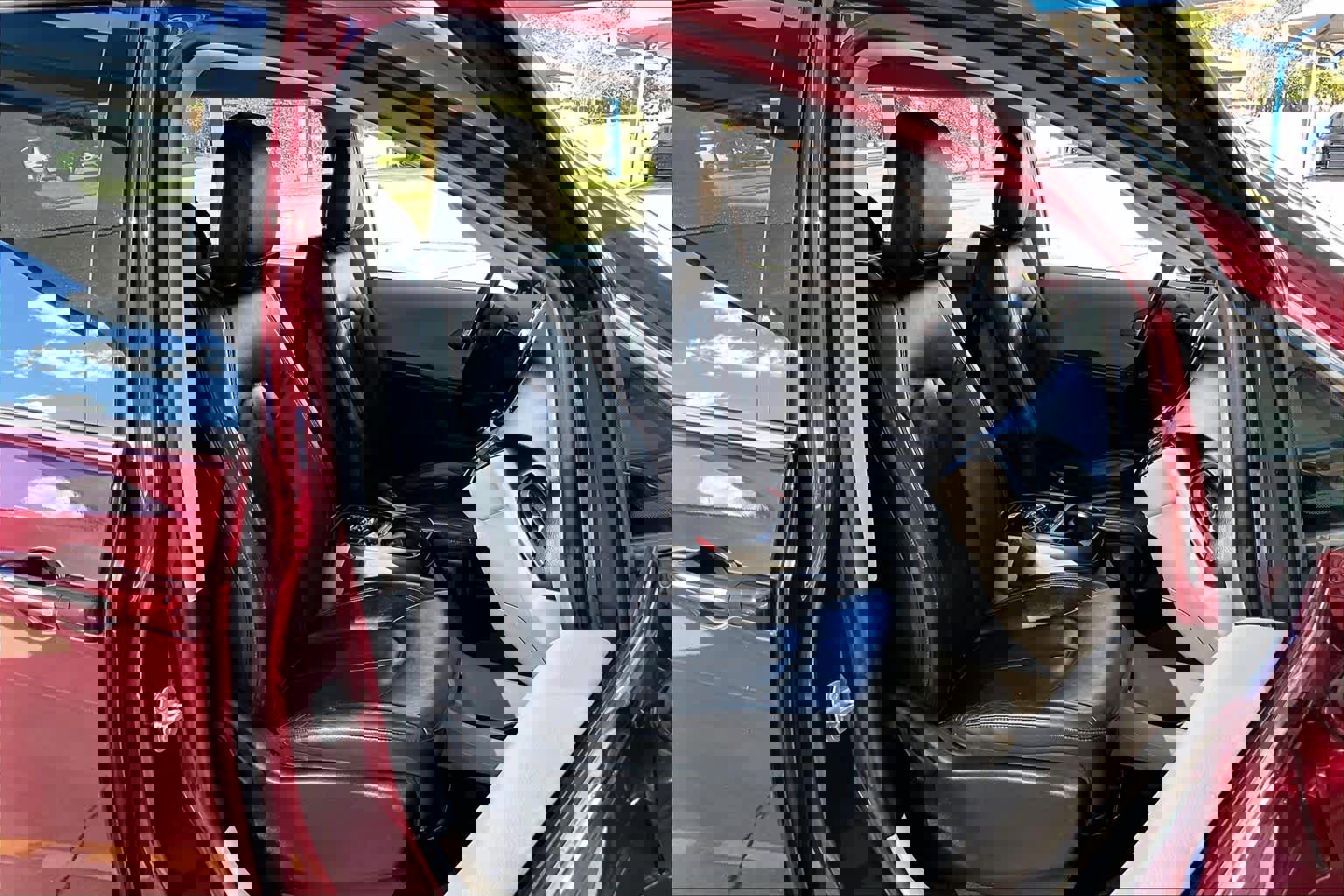 Used 2017 Chrysler Pacifica Touring-L image 8