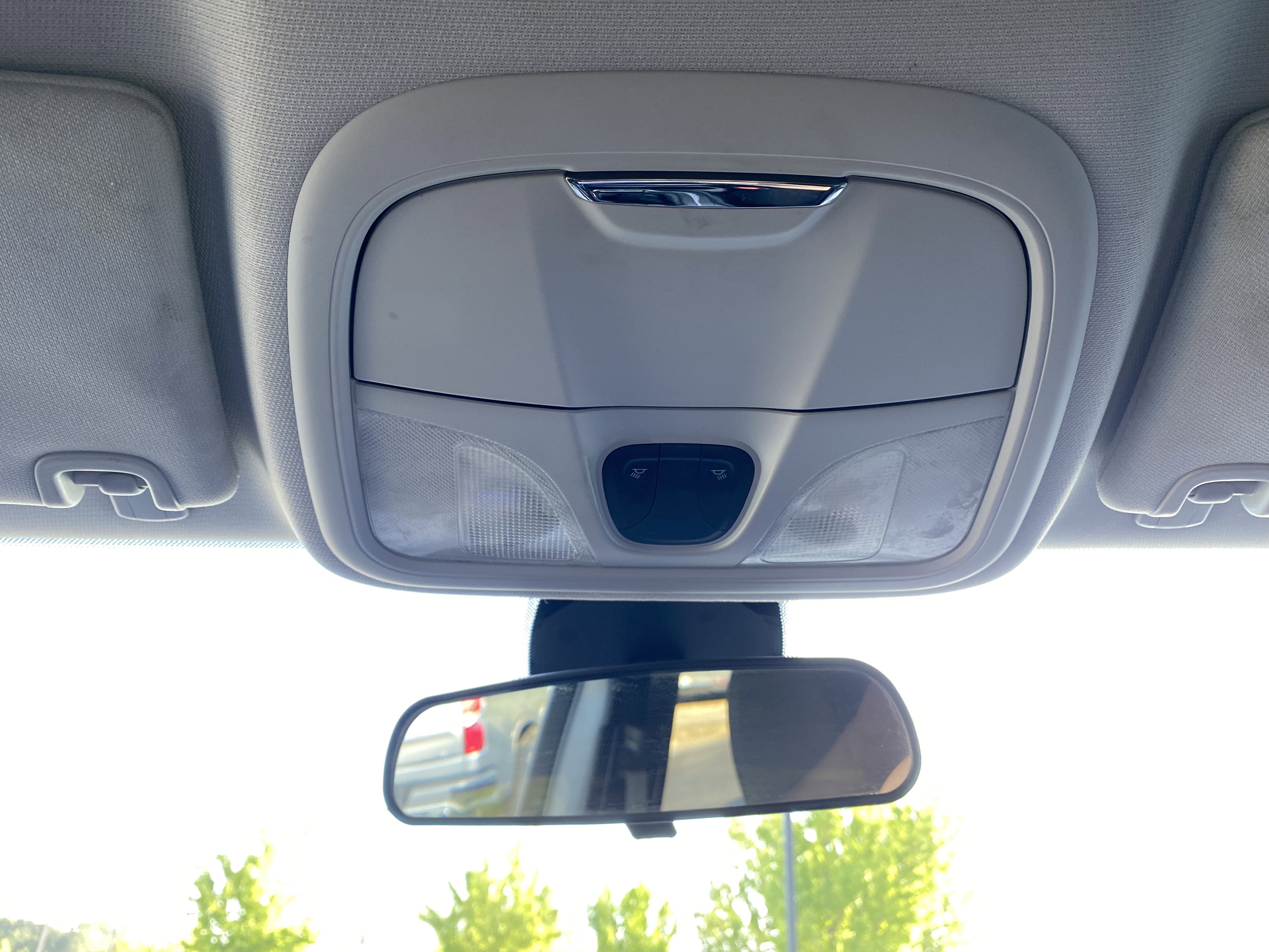 Used 2020 Jeep Cherokee Latitude image 30