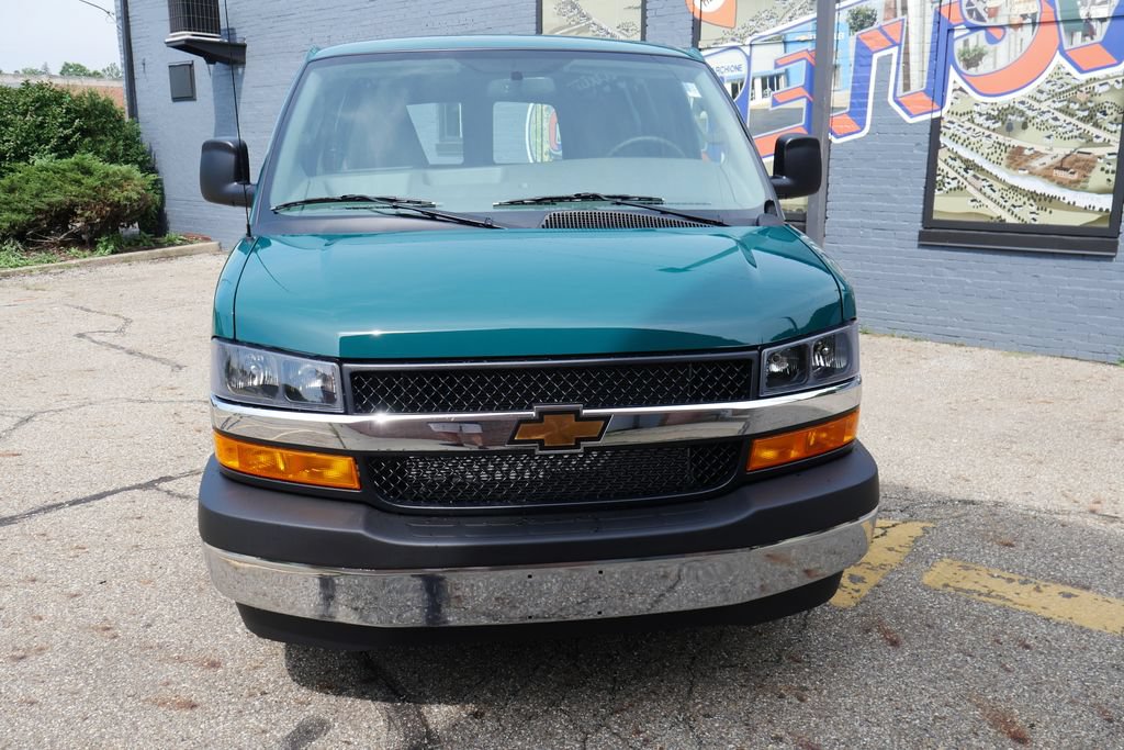 New 2026 Chevrolet Express 3500 w/ Driver Convenience Package RWD image 2