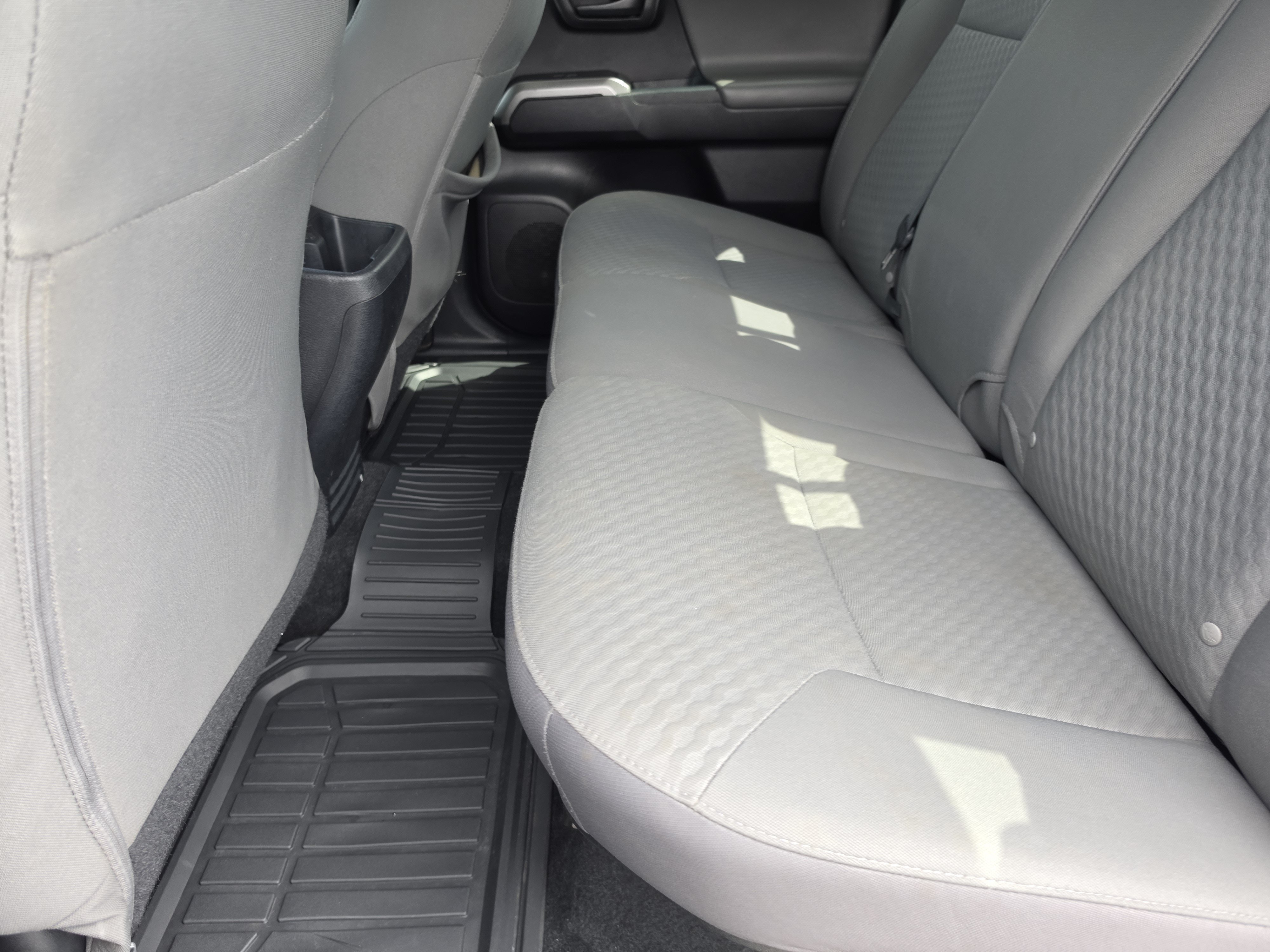 Certified 2020 Toyota Tacoma SR5 AWD/4WD image 10