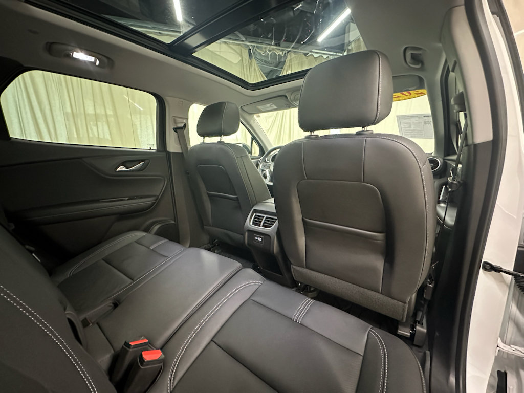 Certified 2024 Chevrolet Blazer LT w/ Redline Edition FWD image 19