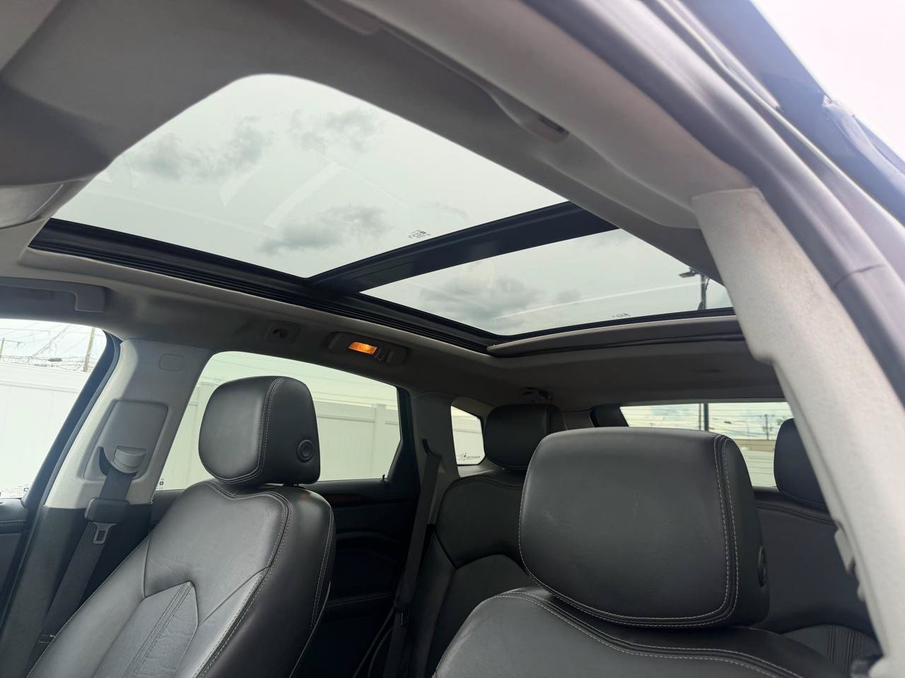 Used 2013 Cadillac SRX Luxury FWD image 15