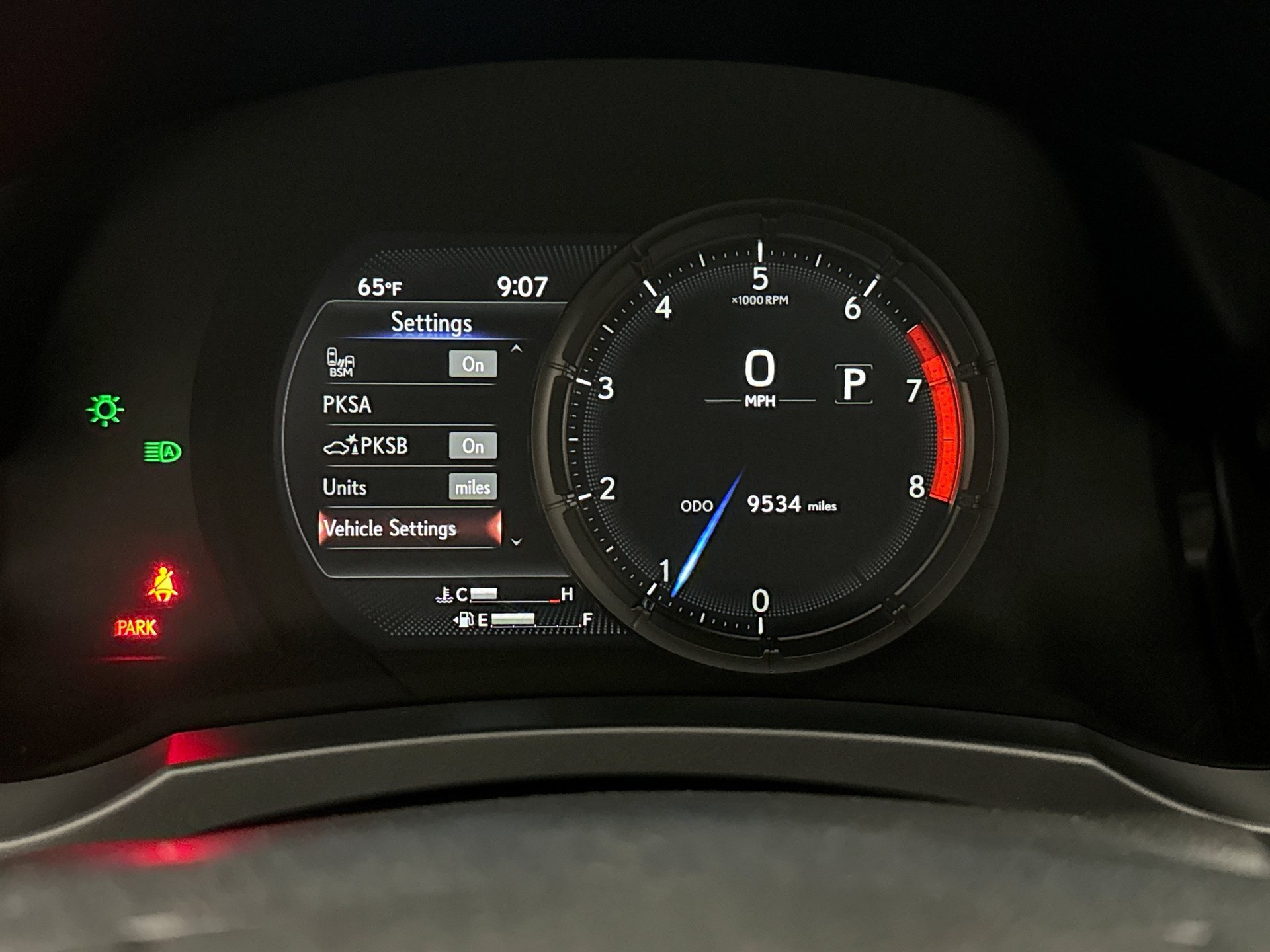 Used 2025 Lexus IS 350 F Sport w/ Navigation Package AWD/4WD image 13