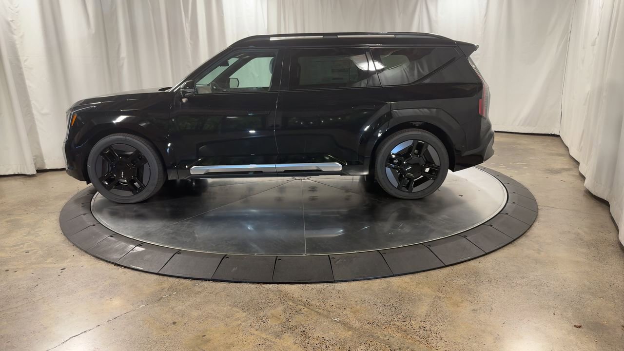 New 2026 Kia EV9 GT-Line image 7