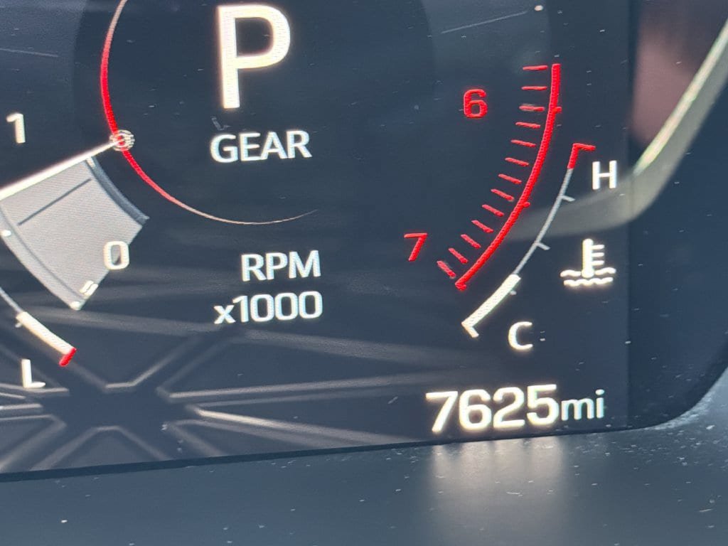 Used 2025 GMC Canyon AT4 AWD/4WD image 16