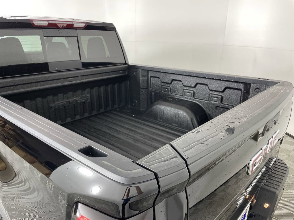 Used 2024 GMC Sierra 1500 AT4 w/ Technology Package image 26