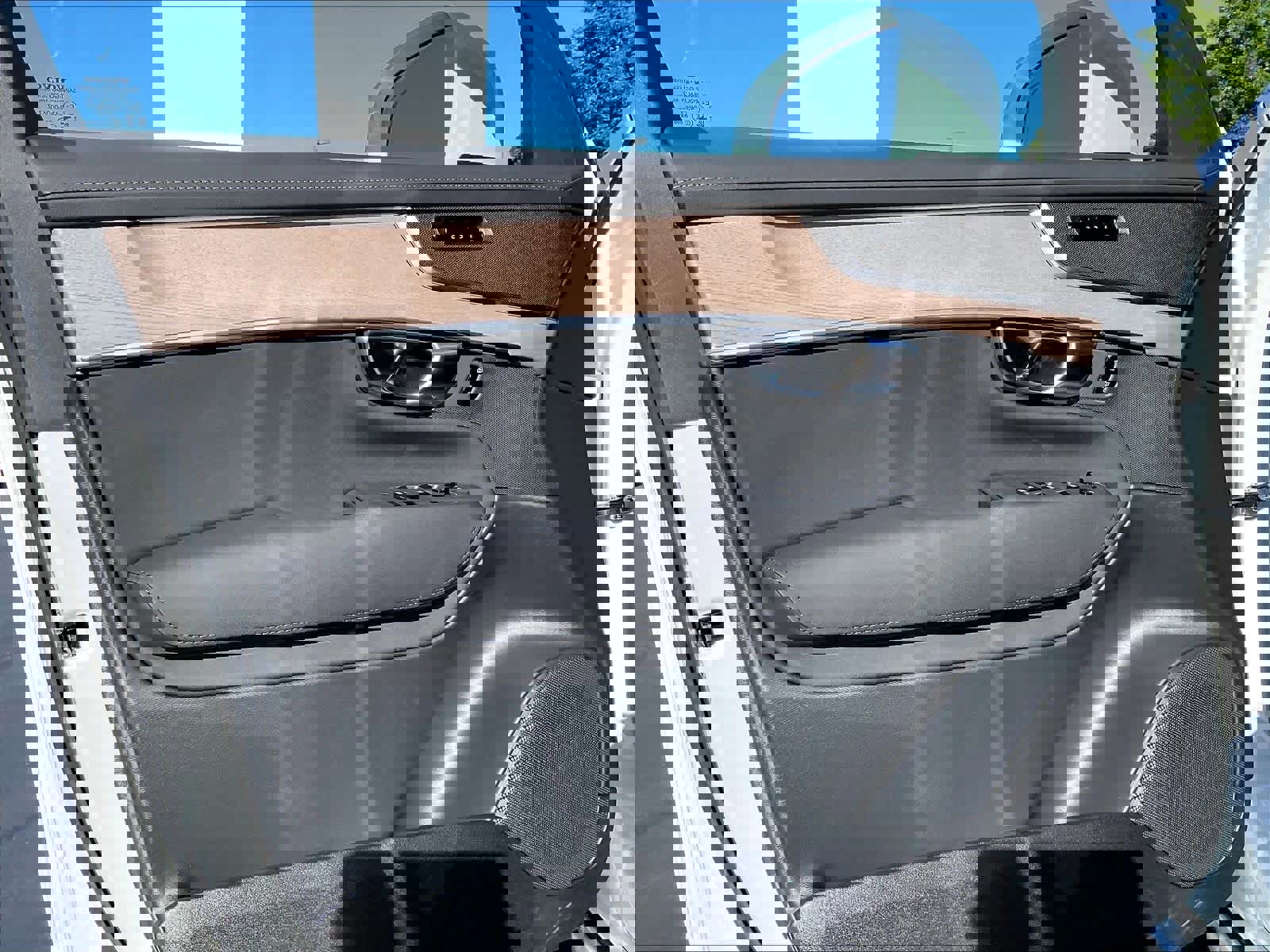 New 2026 Volvo XC90 T8 Core AWD/4WD image 24