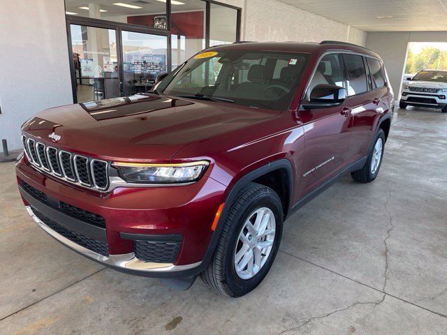 Used 2025 Jeep Grand Cherokee L Laredo w/ Luxury Tech Group I AWD/4WD image 2