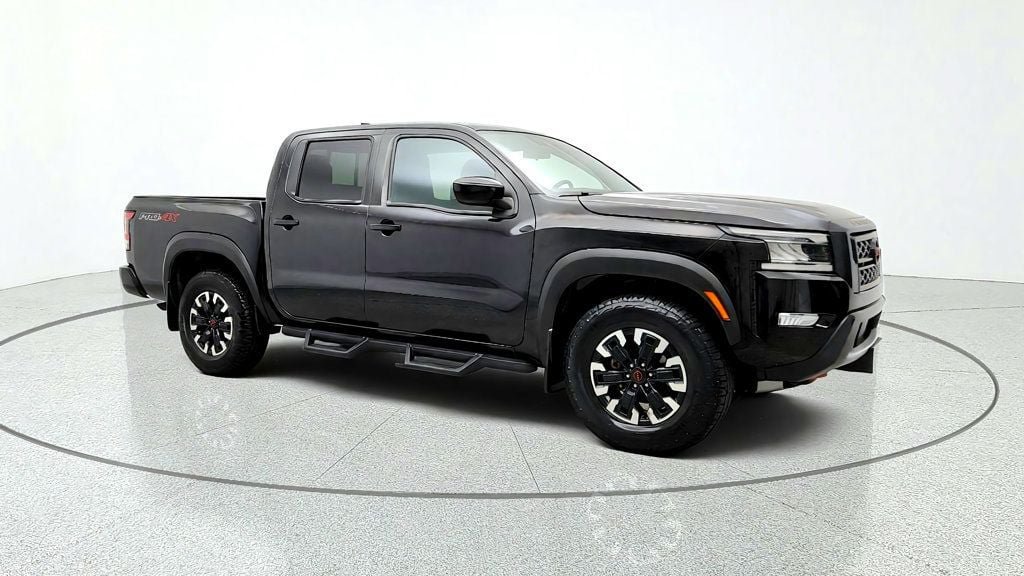 Used 2023 Nissan Frontier PRO-4X w/ Technology Package AWD/4WD image 3
