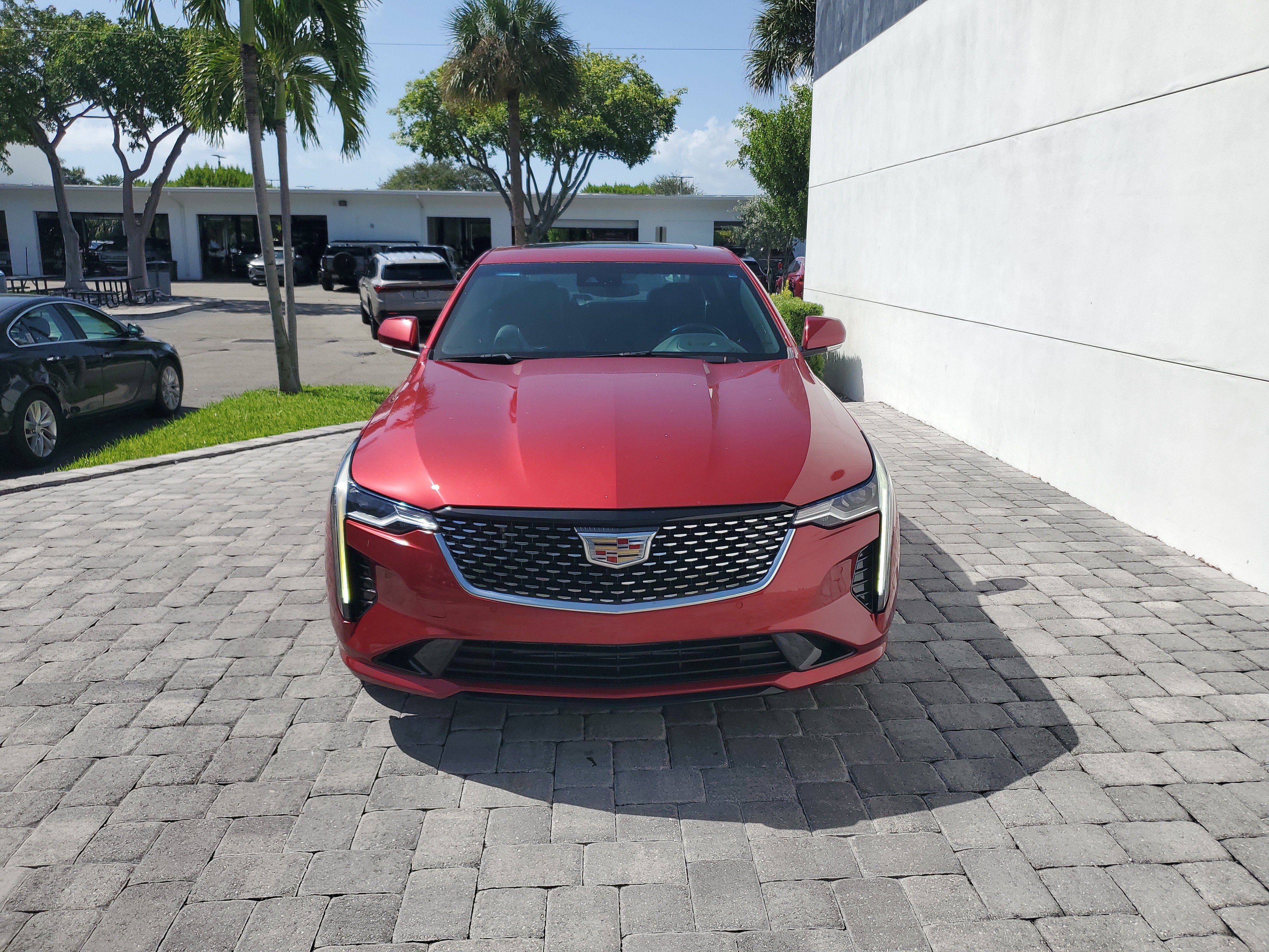 Used 2023 Cadillac CT4 Premium Luxury RWD image 2