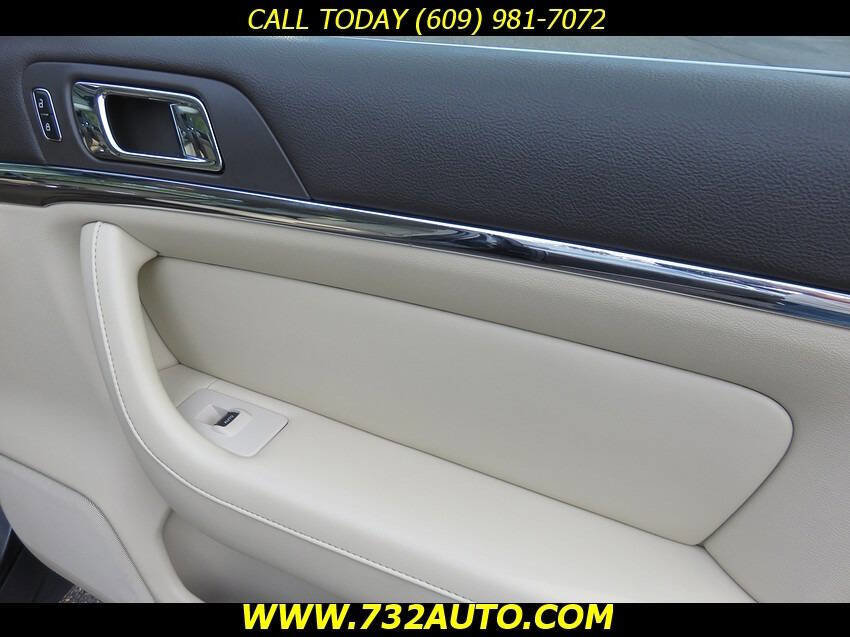 Used 2016 Lincoln MKS image 19