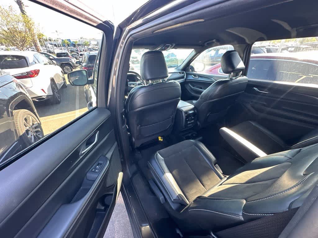 Certified 2023 Jeep Grand Cherokee L Laredo RWD image 8
