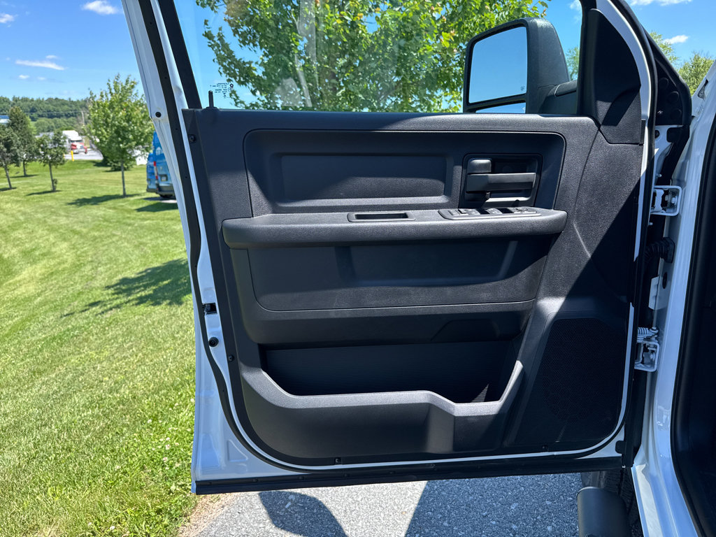 New 2026 RAM 2500 Tradesman AWD/4WD image 27
