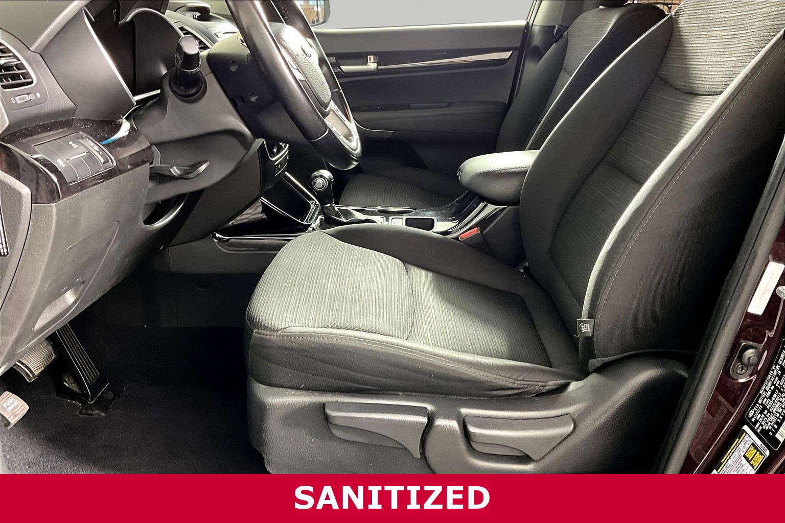 Used 2014 Kia Sorento LX image 19