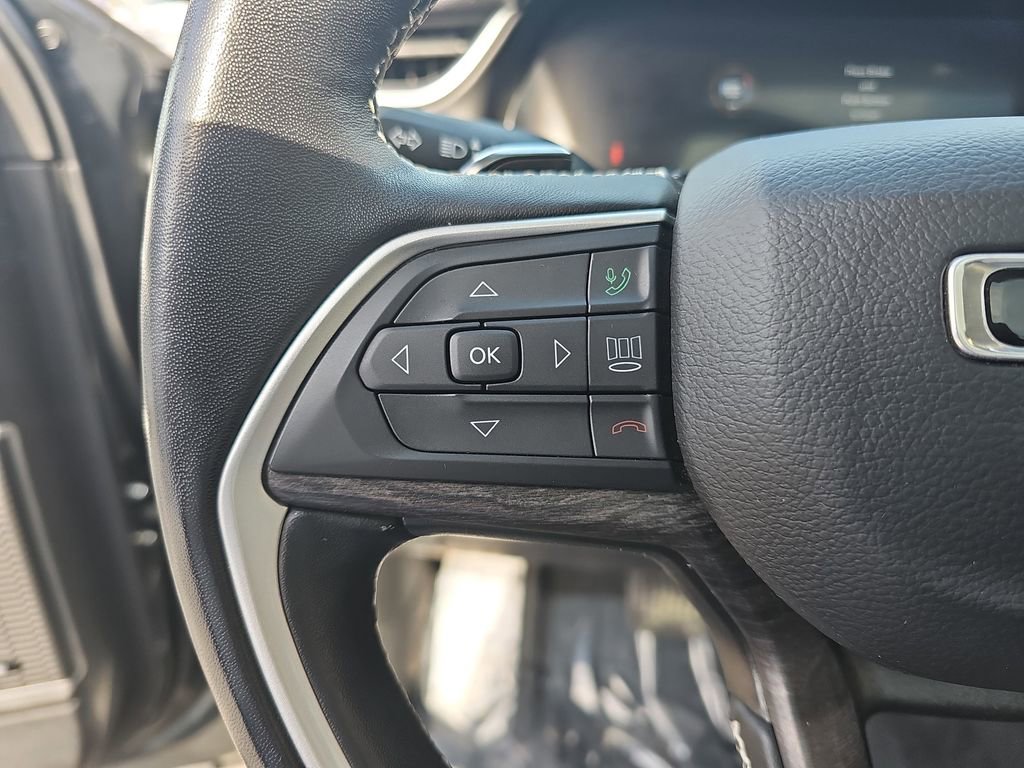 Used 2022 Jeep Grand Cherokee L Limited w/ Trailer Tow Group (B) image 19