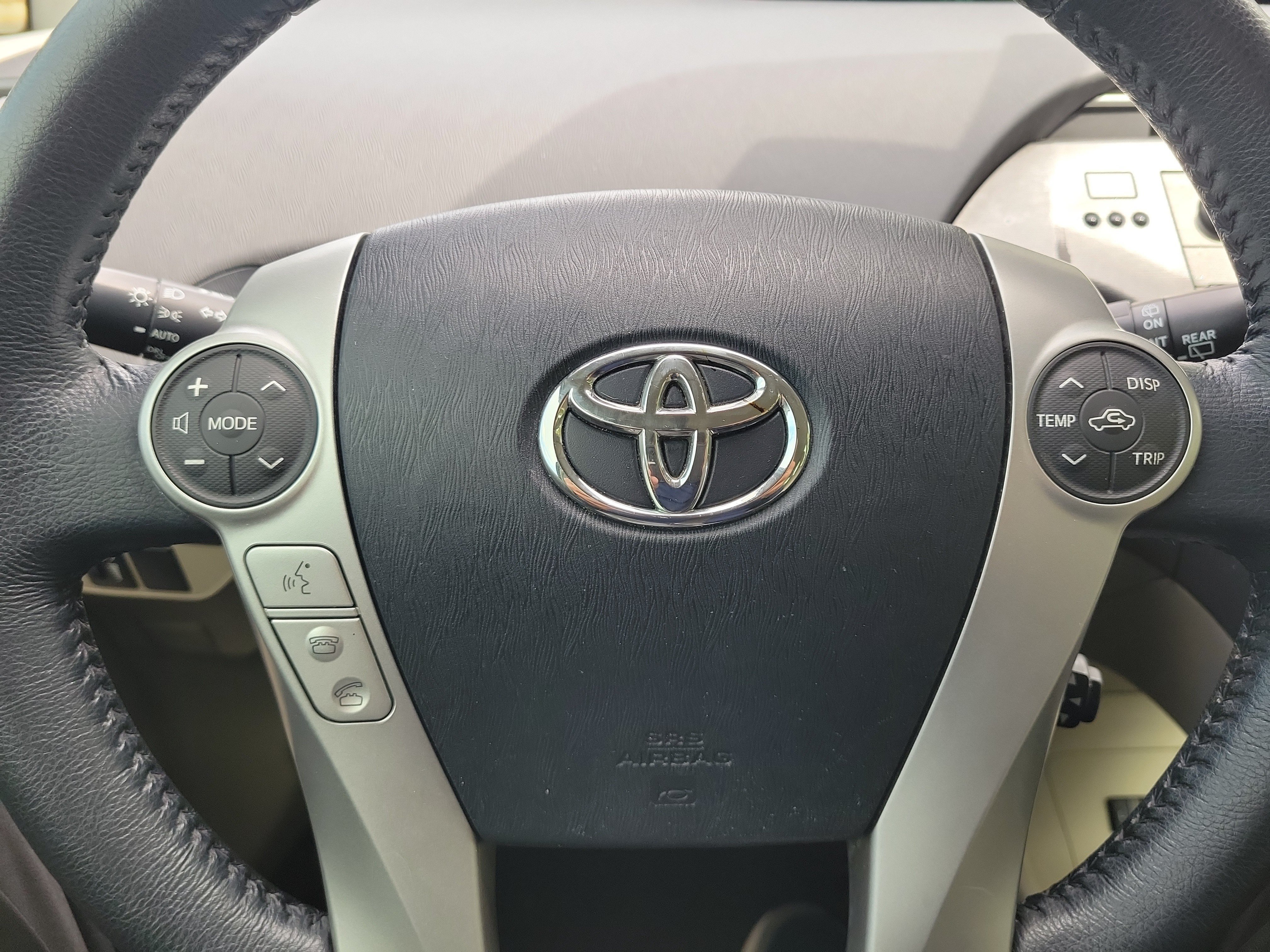 Used 2015 Toyota Prius Four FWD image 21