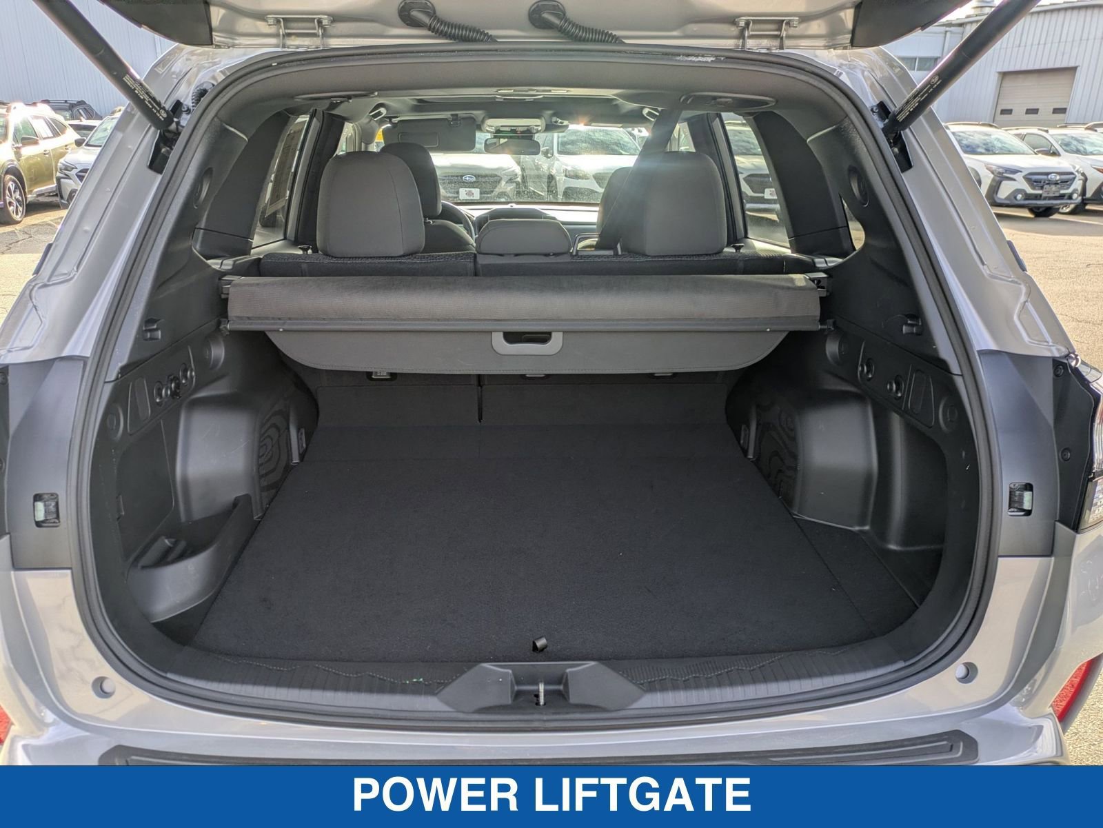 Certified 2025 Subaru Forester Premium AWD/4WD image 33