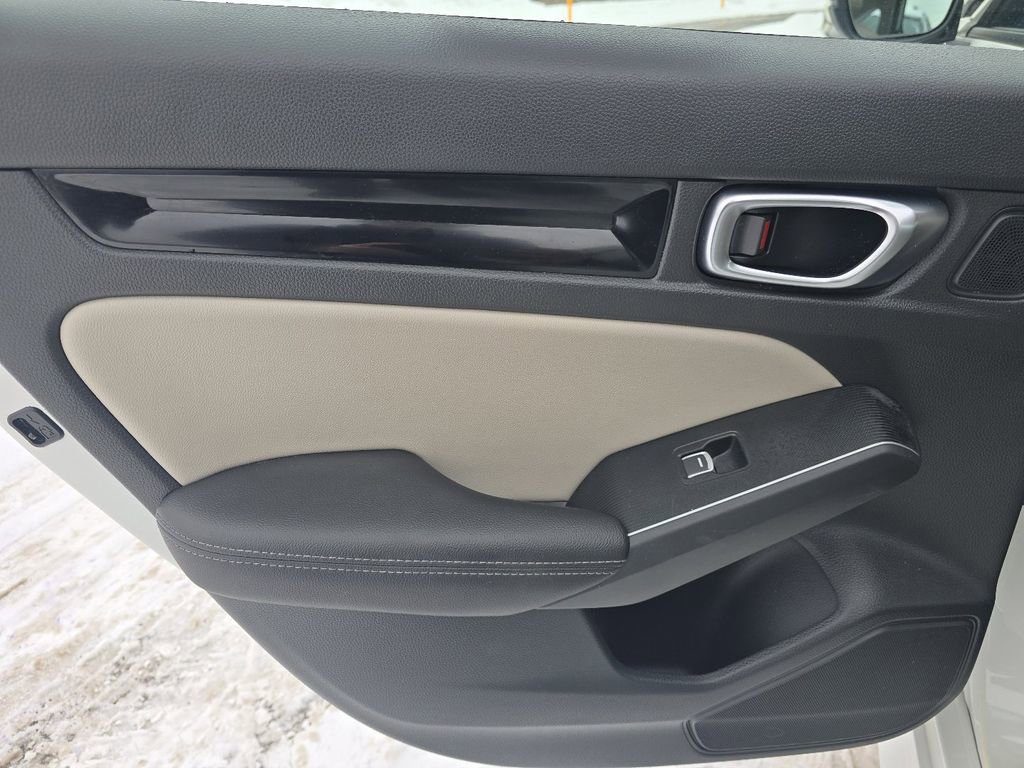Used 2023 Honda Civic Touring image 23