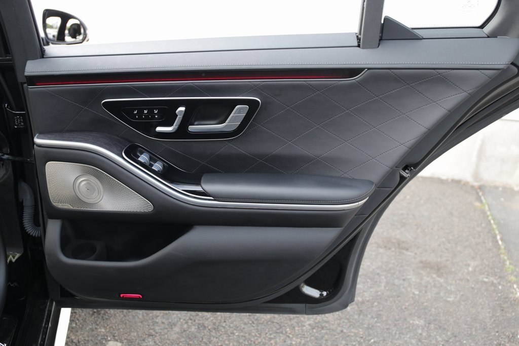 Used 2022 Mercedes-Benz S 580 4MATIC Sedan image 28