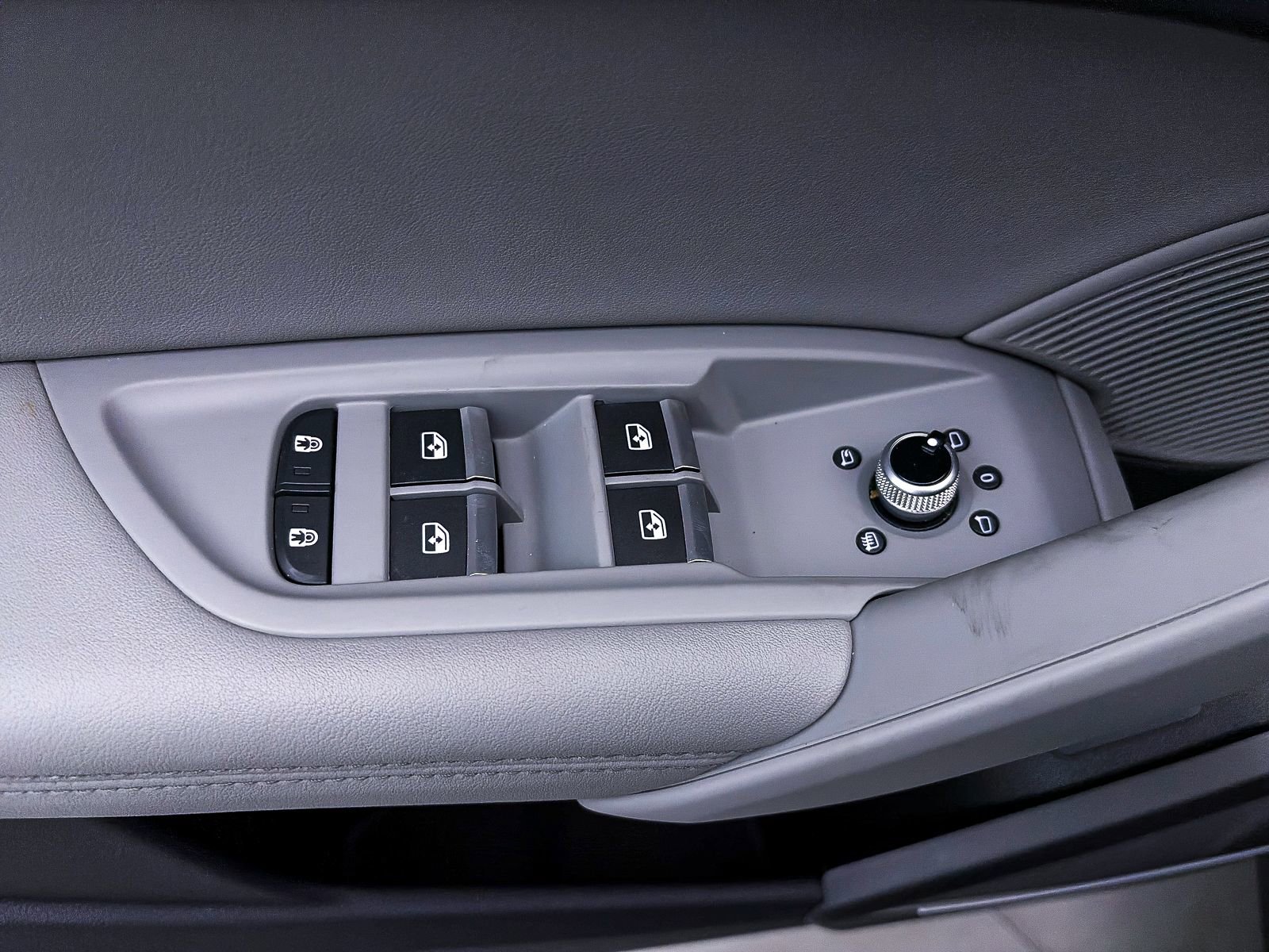 Used 2023 Audi Q5 2.0T Premium Plus image 19