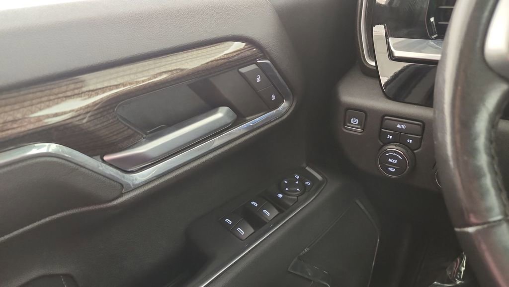 Used 2022 Chevrolet Silverado 1500 LT image 15