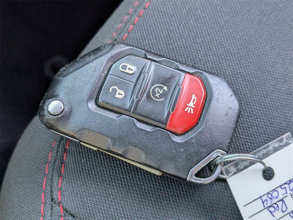 Used 2018 Jeep Wrangler Unlimited Rubicon w/ LED Lighting Group image 28