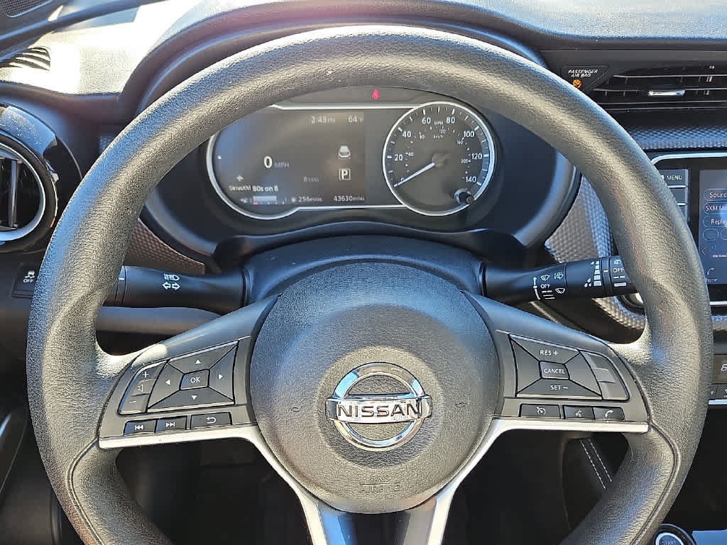 Used 2018 Nissan Kicks SV FWD image 17
