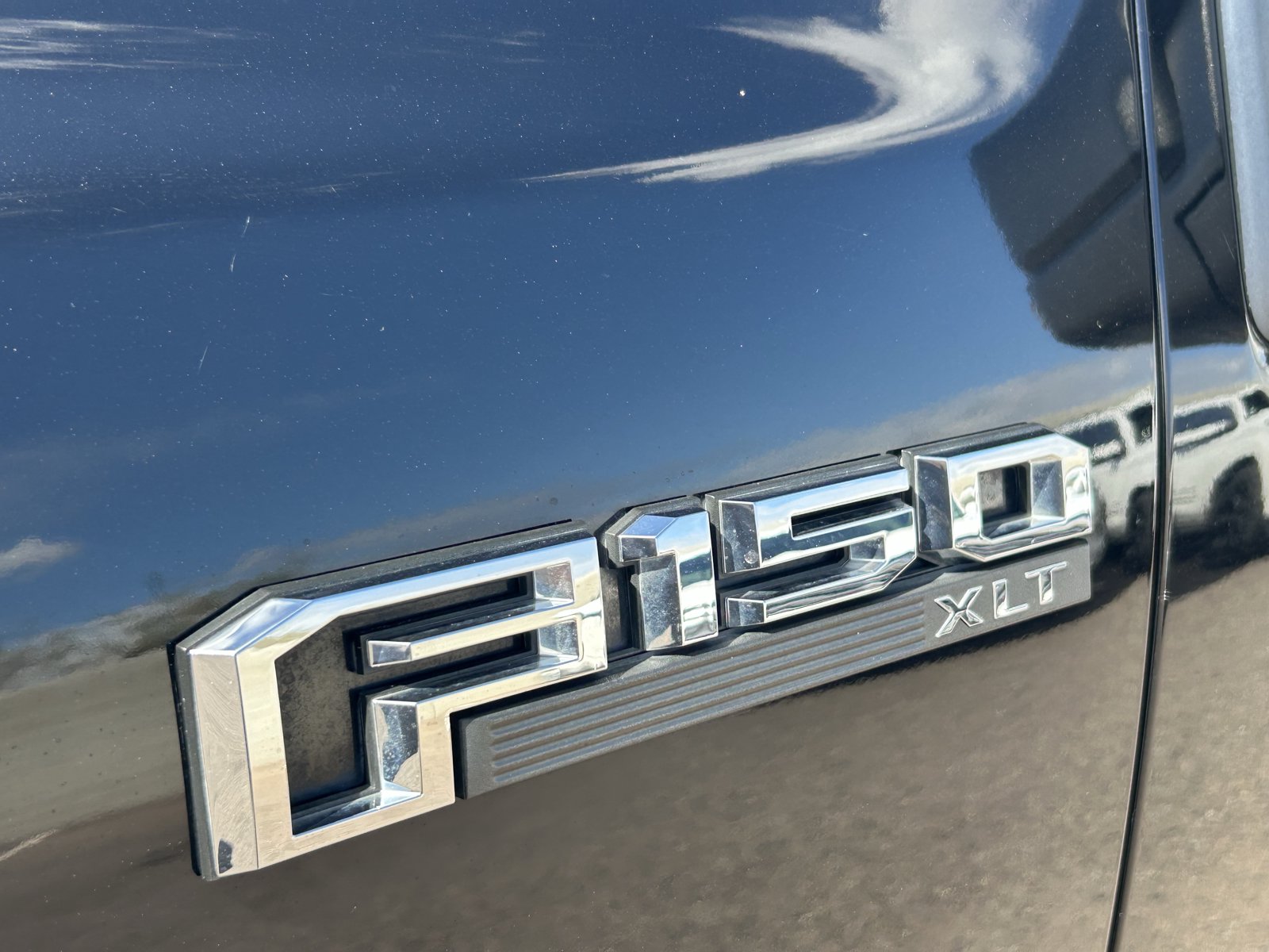Used 2018 Ford F150 XLT w/ Equipment Group 302A Luxury AWD/4WD image 10