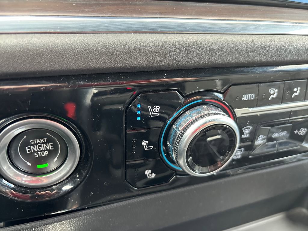 Used 2023 GMC Sierra 1500 SLT w/ SLT Premium Package image 42