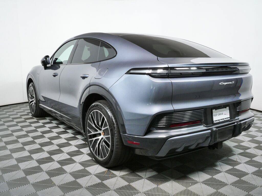 New 2026 Porsche Cayenne S AWD/4WD image 3