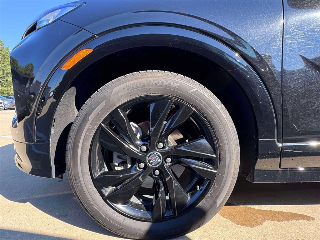 Used 2024 Buick Encore GX Sport Touring image 5