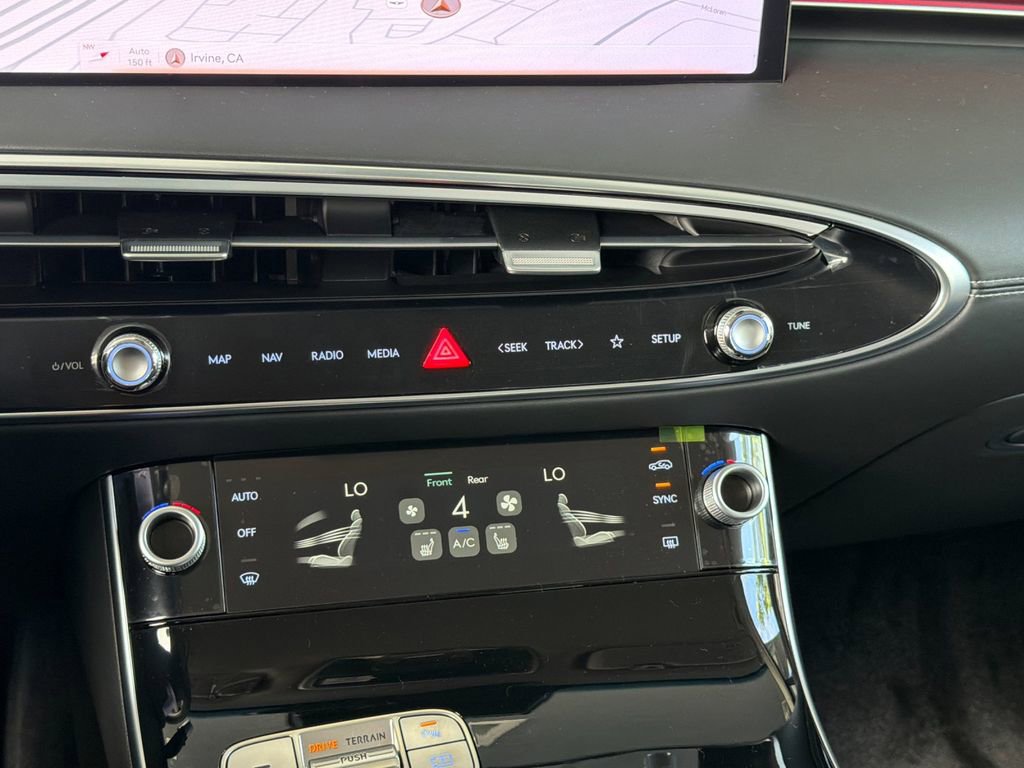 New 2026 Genesis GV70 2.5T AWD/4WD image 21
