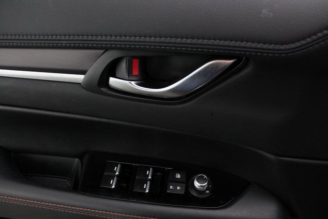 Used 2025 MAZDA CX-5 Carbon Edition image 23