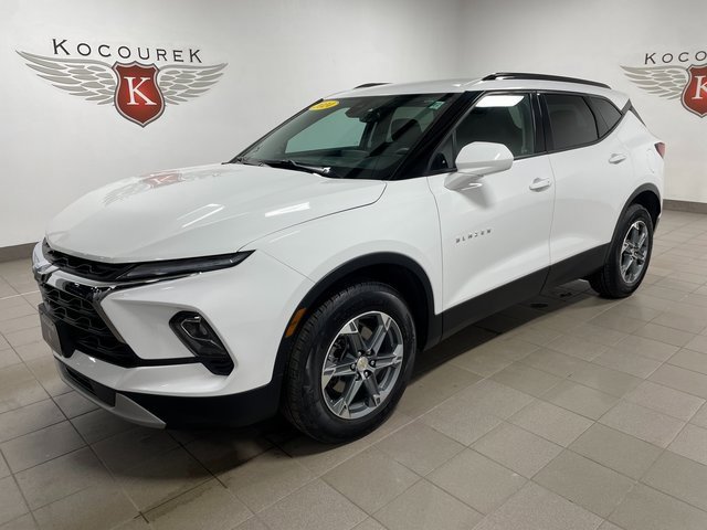 Used 2024 Chevrolet Blazer LT w/ Convenience Package image 3