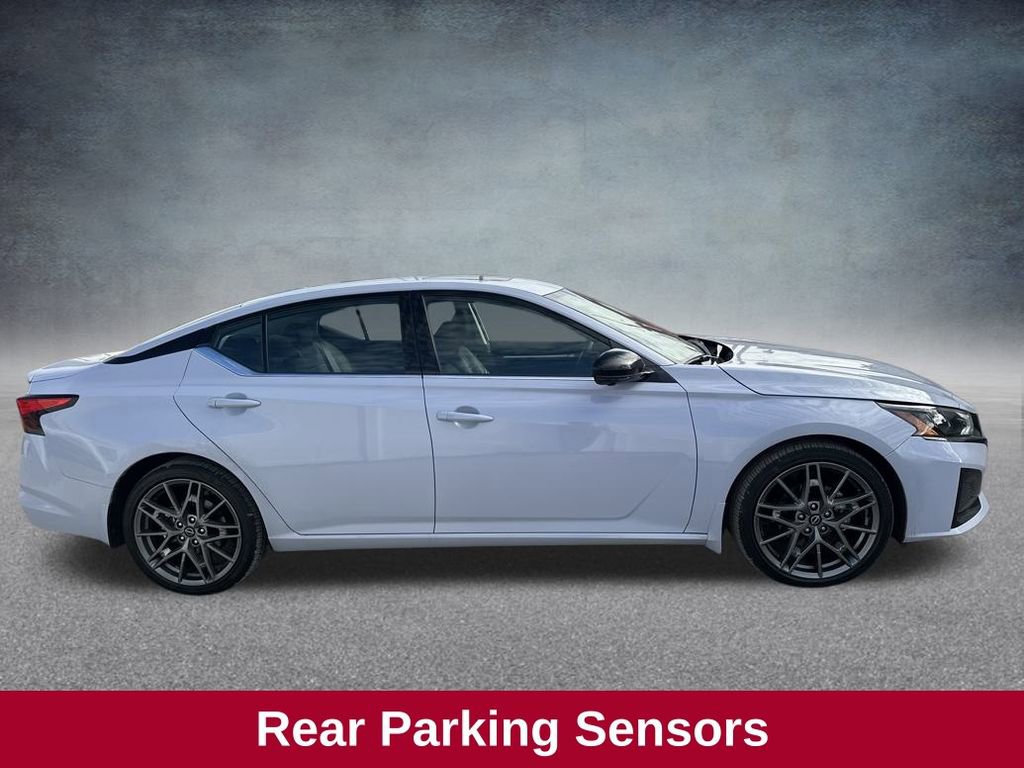 Used 2024 Nissan Altima 2.0 SR image 14