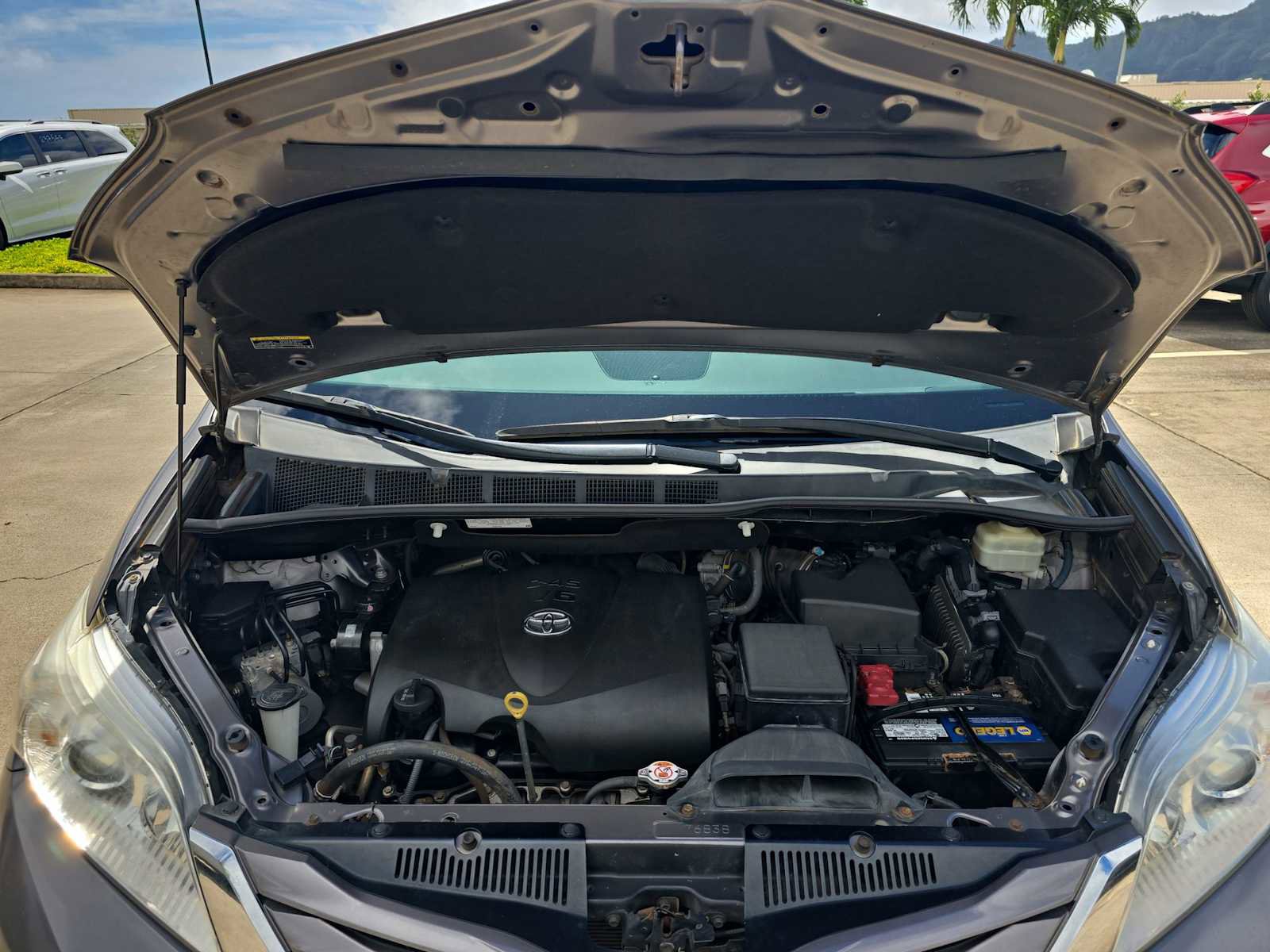 Used 2017 Toyota Sienna LE image 18