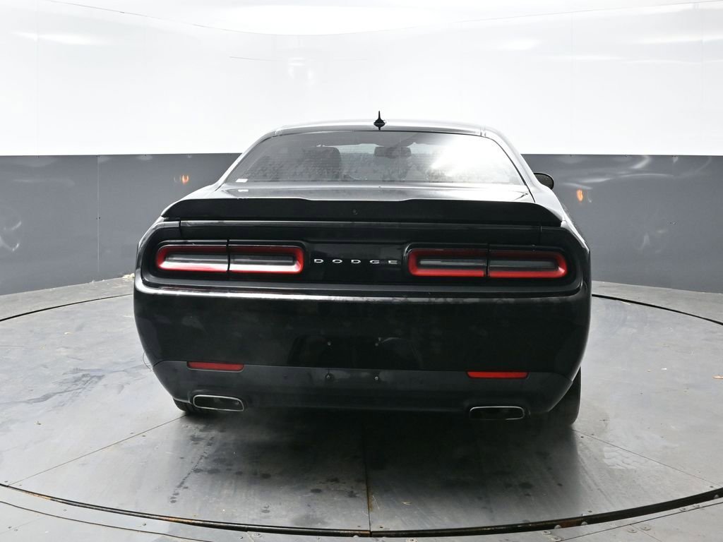 Used 2015 Dodge Challenger SXT Plus w/ Sound Group II image 8