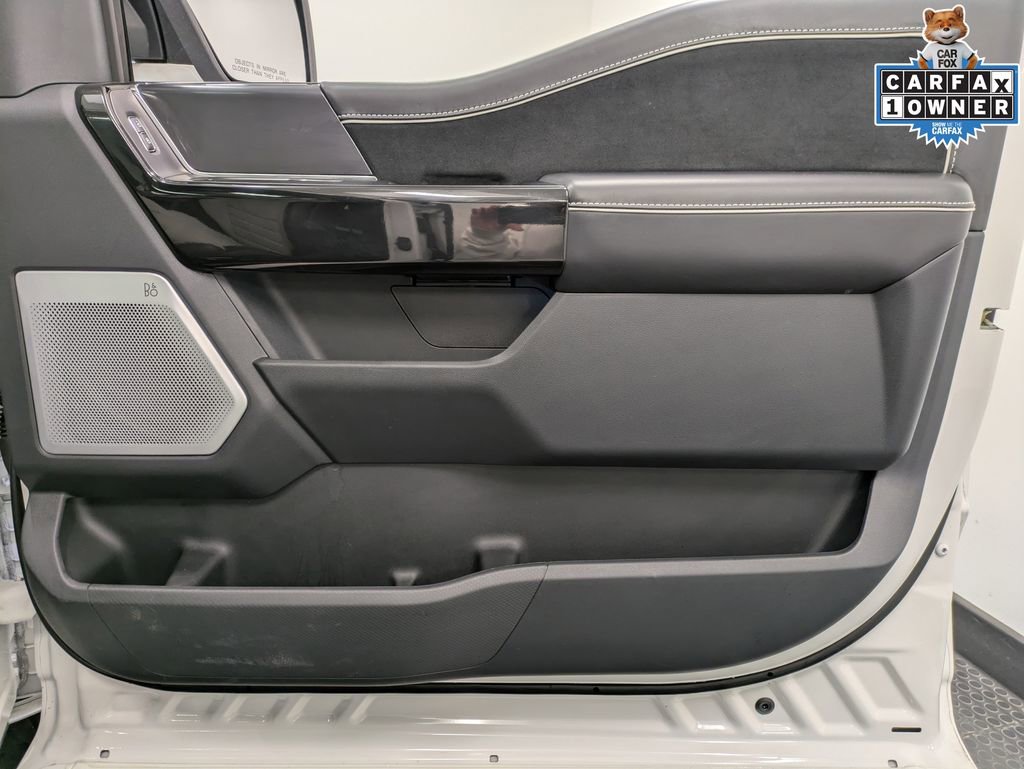 Used 2025 Ford F150 Lightning Platinum image 29