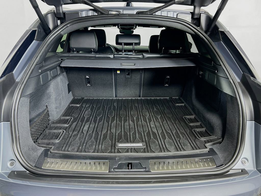 Used 2025 Land Rover Range Rover Velar Dynamic SE image 27